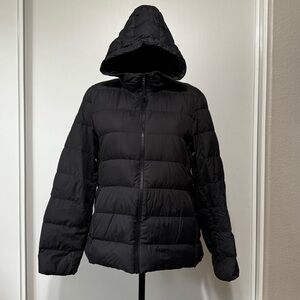 Uniqlo Women's Black Puffer Jacket